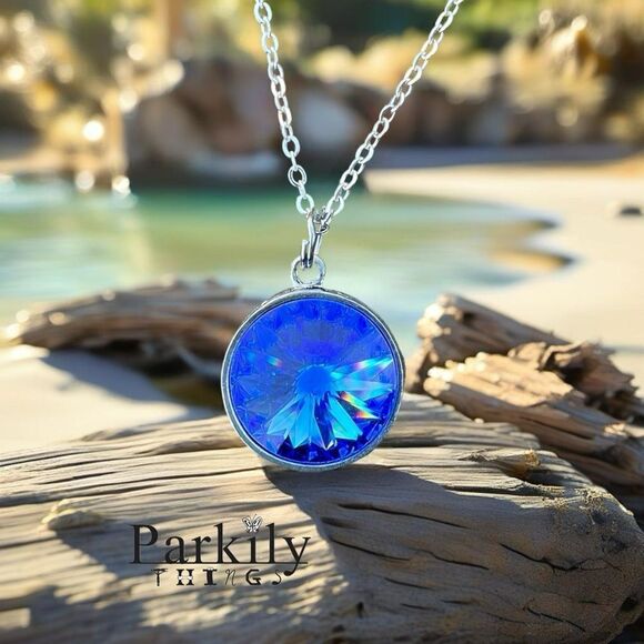 Handcrafted Necklace with blue Swarovski crystal - Picture 1 of 7